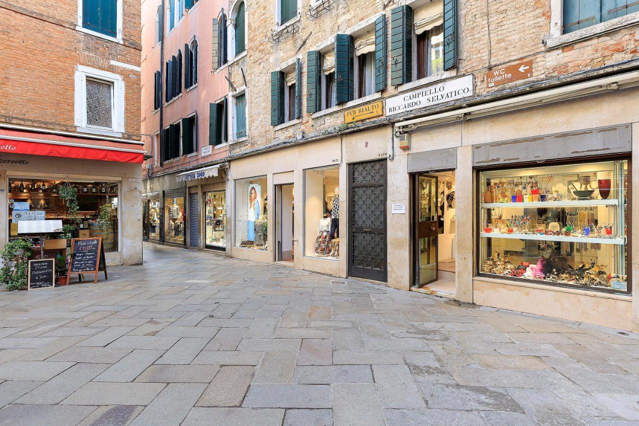 Canal-Fresco-Rialto البندقية المظهر الخارجي الصورة